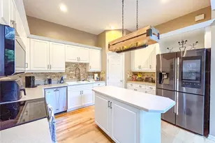 5339 NW 9th Ln, Gainesville, FL 32605 - Photo 4