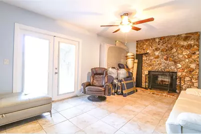 1523 NW 39th Terrace, Gainesville, FL 32605 - Photo 8