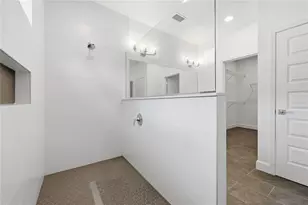 21070 SW 1st Pl, Newberry, FL 32669 - Photo 10
