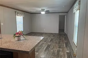 10304 NW 25th Ct, Branford, FL 32008 - Photo 12