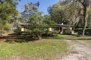 1610 SE 25 Ave, Gainesville, FL 32641 - Photo 2