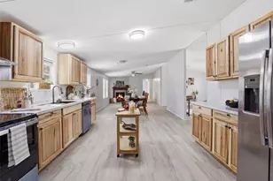 8469 SE 71st St, Newberry, FL 32669 - Photo 16