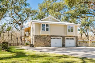 498 SW Manatee Terrace, Fort White, FL 32038 - Photo 1