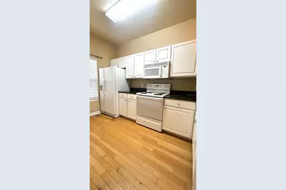 4988 NW 43rd Avenue #106, Gainesville, FL 32606 - Photo 2