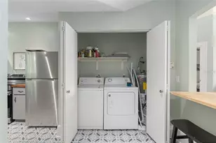 240 SW 3rd St, Gainesville, FL 32601 - Photo 48