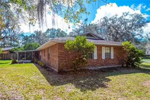 16529 Orange Ave, Umatilla, FL 32784 - Photo 14