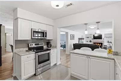 3310 NW 28th Avenue, Gainesville, FL 32605 - Photo 18