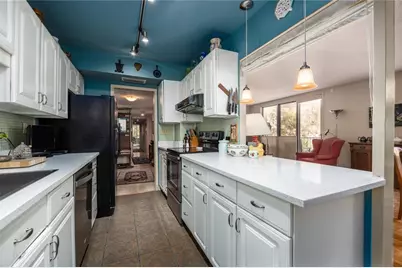 1717 NW 23rd Avenue #2 D, Gainesville, FL 32605 - Photo 18