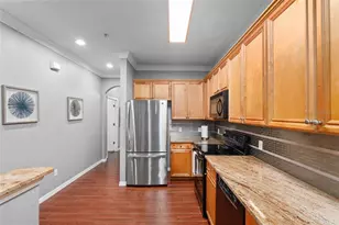 1142 SW 9th Rd, Gainesville, FL 32601 - Photo 26