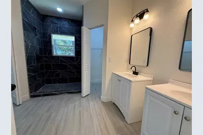 1311 NE 3rd Avenue, Gainesville, FL 32641 - Photo 10