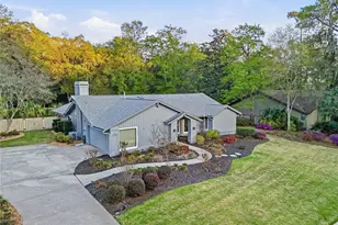 833 NW 45th Ter, Gainesville, FL 32605 - Photo 2