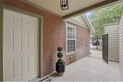 1215 NW 55 Street #7, Gainesville, FL 32605 - Photo 2
