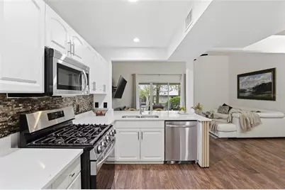 1215 NW 55 Street #7, Gainesville, FL 32605 - Photo 10