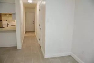 2635 SW 35th Pl, Gainesville, FL 32608 - Photo 2