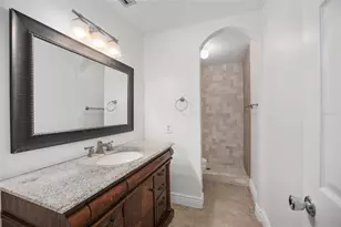 4821 NW 16th Pl, Gainesville, FL 32605 - Photo 10