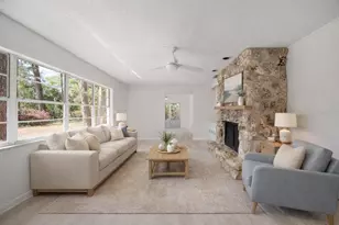 4821 NW 16th Pl, Gainesville, FL 32605 - Photo 2