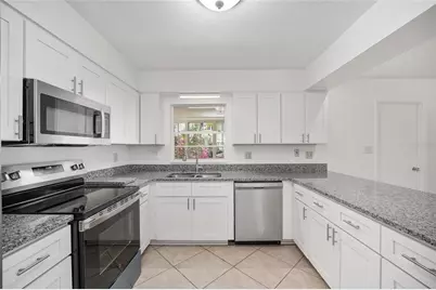 4821 NW 16th Place, Gainesville, FL 32605 - Photo 6