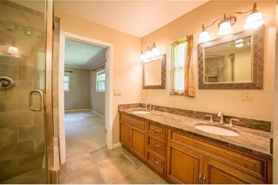 1009 NW 39th Drive, Gainesville, FL 32605 - Photo 10