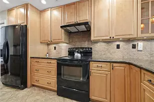 5328 NW 9th Ln, Gainesville, FL 32605 - Photo 6