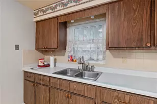 1931 NW 39th Pl, Gainesville, FL 32605 - Photo 32