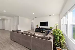 1487 NW 136th Blvd, Newberry, FL 32669 - Photo 10