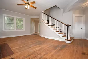 949 SW 13th St, Gainesville, FL 32601 - Photo 12