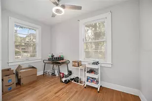 949 SW 13th St, Gainesville, FL 32601 - Photo 16