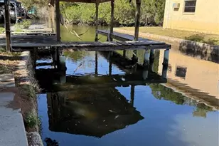 2221 S Waterman Dr, Crystal River, FL 34429 - Photo 6