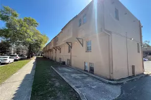 914 SW 8th Ave, Gainesville, FL 32601 - Photo 4