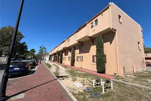 914 SW 8th Ave, Gainesville, FL 32601 - Photo 2