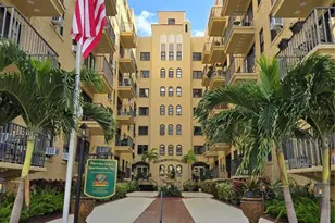 130 4th Ave N, Saint Petersburg, FL 33701 - Photo 2