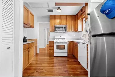 716 NE 10th Avenue, Gainesville, FL 32601 - Photo 4