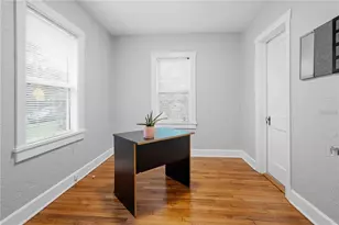 716 NE 10th Ave, Gainesville, FL 32601 - Photo 14