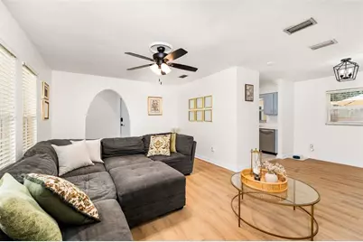 1909 SW 48th Avenue, Gainesville, FL 32608 - Photo 6