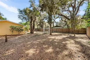 1909 SW 48th Ave, Gainesville, FL 32608 - Photo 28