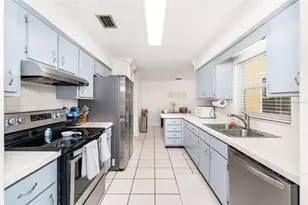 1909 SW 48th Ave, Gainesville, FL 32608 - Photo 10