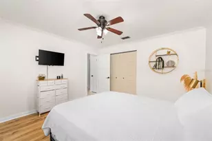 1909 SW 48th Ave, Gainesville, FL 32608 - Photo 18