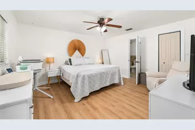 1909 SW 48th Avenue, Gainesville, FL 32608 - Photo 20