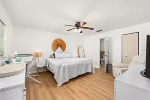 1909 SW 48th Ave, Gainesville, FL 32608 - Photo 20