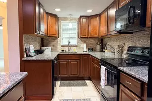 5418 SW 4th Pl, Gainesville, FL 32607 - Photo 2