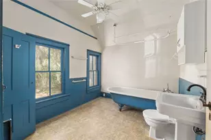 306 NE 3rd St, Gainesville, FL 32601 - Photo 40