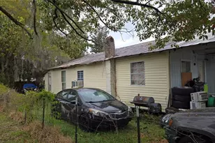 883 NE Maple Ln, Lake City, FL 32055 - Photo 2