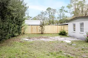 3004 NE 12th St, Gainesville, FL 32609 - Photo 28