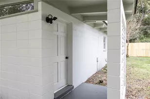 3004 NE 12th St, Gainesville, FL 32609 - Photo 6