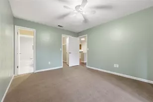 3944 NW 27th Ln, Gainesville, FL 32606 - Photo 14