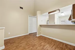 3944 NW 27th Ln, Gainesville, FL 32606 - Photo 8