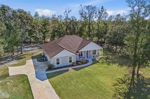 8920 NE 8th Pl, High Springs, FL 32643 - Photo 2