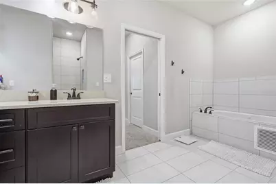 8920 NE 8th Place, High Springs, FL 32643 - Photo 18
