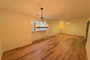 2664 SW 14th Dr, Gainesville, FL 32608 - Photo 4