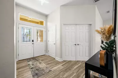 945 SW 82nd Terrace, Gainesville, FL 32607 - Photo 2